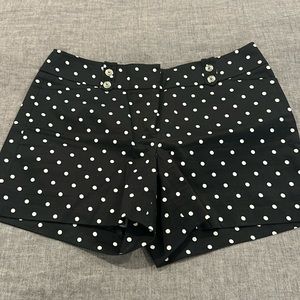 White House Black Market polkadot shorts 5 inch!
